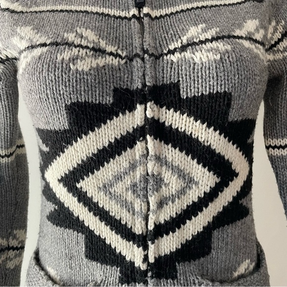 Triple Five Soul Wool Blend Cowichan Knit Aztec Cardigan Grey Black Size Small - Picture 7 of 11